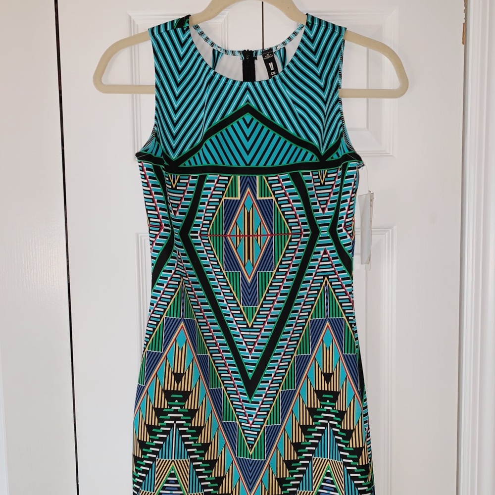 Design Lab Bodycon Dress - Picture 3 of 3